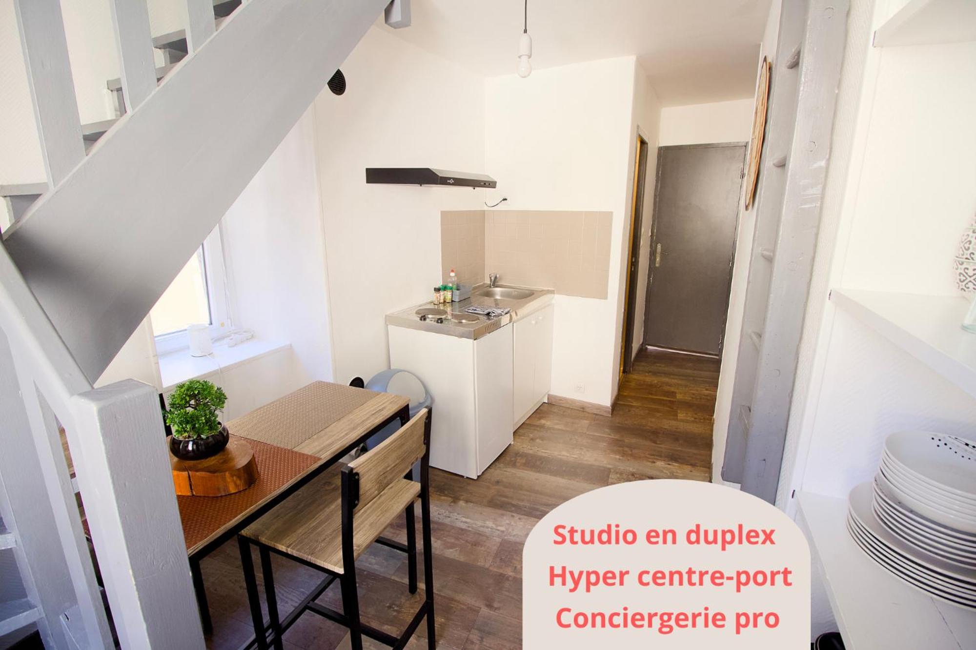 Petit Duplex Lumineux, Hyper Centre A 2 Pas Du Port, Intendance Luxury Host Cherbourg-en-Cotentin Exterior foto
